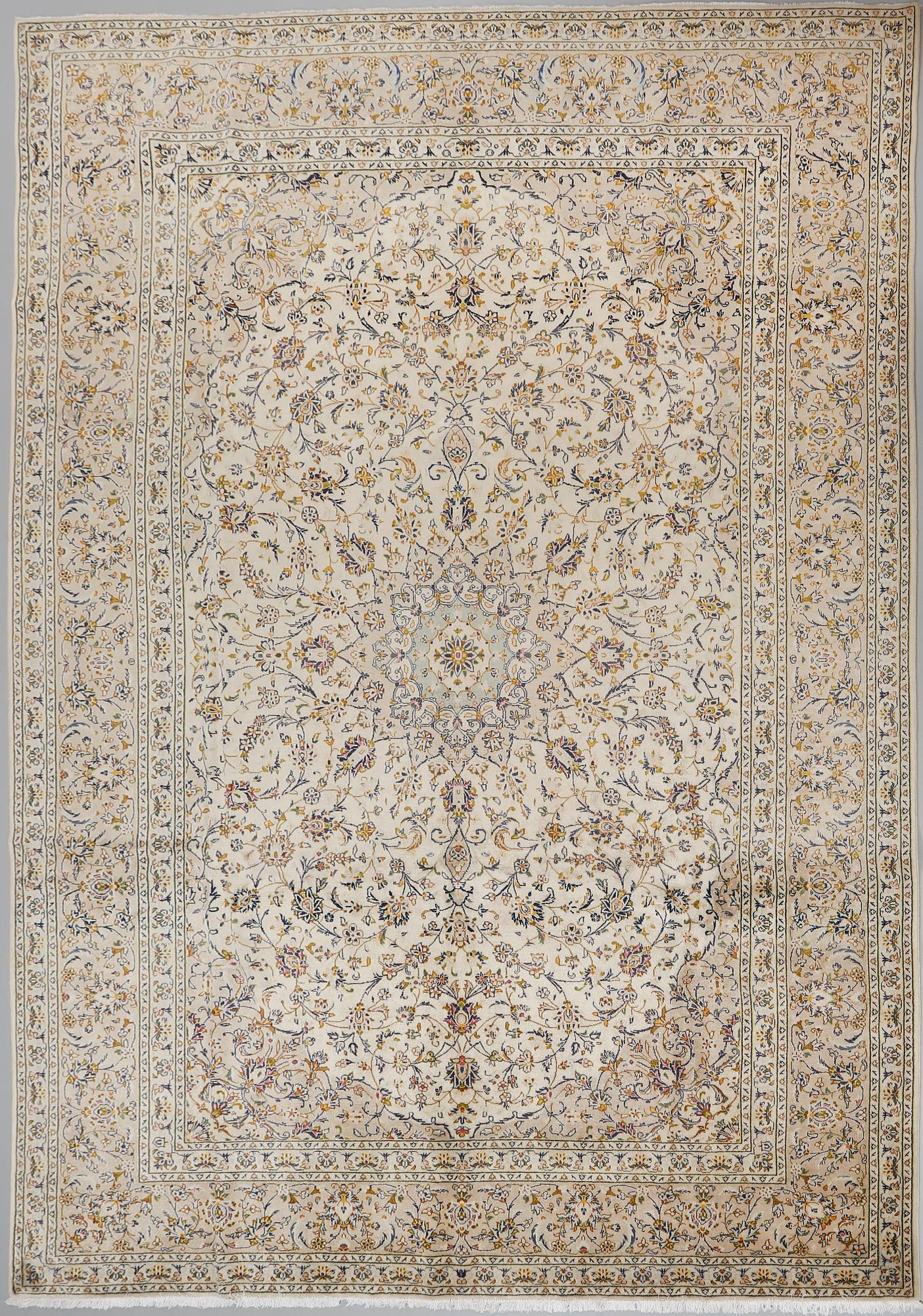 MATTA, Keshan, 1900-talets senare del, ca 408 x 290 cm.