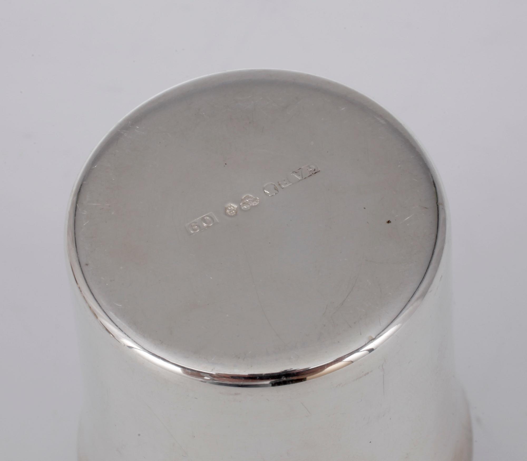 PARTI SILVER, 11 delar, främst Sverige och England, bl.a J Gloster Ltd, Birmingham, 1933. 
Vikt ca 244 gram.