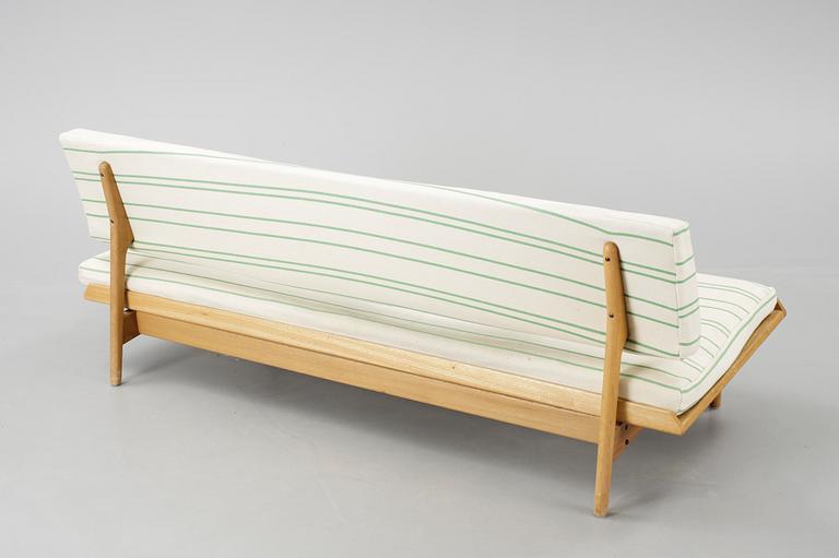 DAGBÄDD/SOFFA, Karl-Erik Ekselius, JOC, Vetlanda, 1900-talets mitt.