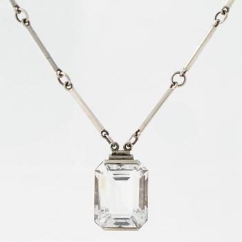 A rock crystal necklace by  Wiwen Nilsson, Lund 1942.