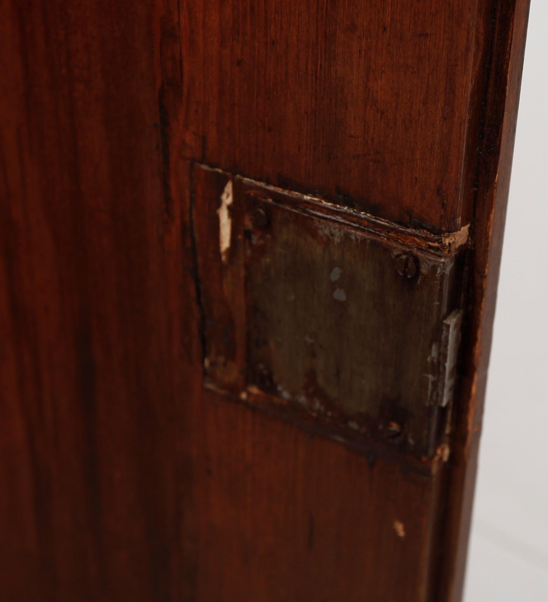 SKÄNK, sengustaviansk, omkring år 1800.