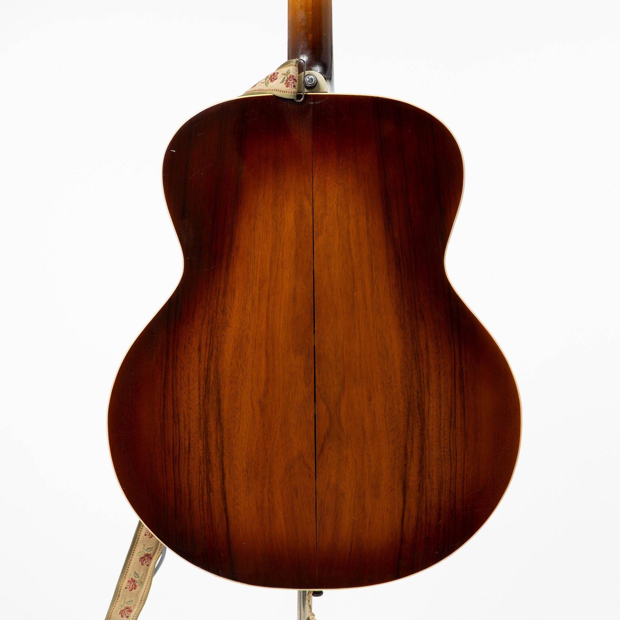 Herman Carlsson Levin, akustisk gitarr, "Modell 22", Sverige, 1945.