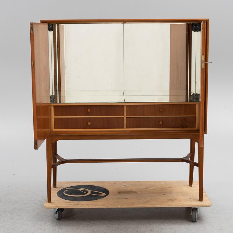 A Swedish Modern bar cabinet, SMI, AB Möbelfabriken Haga, Värnamo, 1940's.