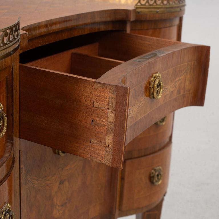 A Louis XVI-Style Chest of Drawers, early 20th Century.