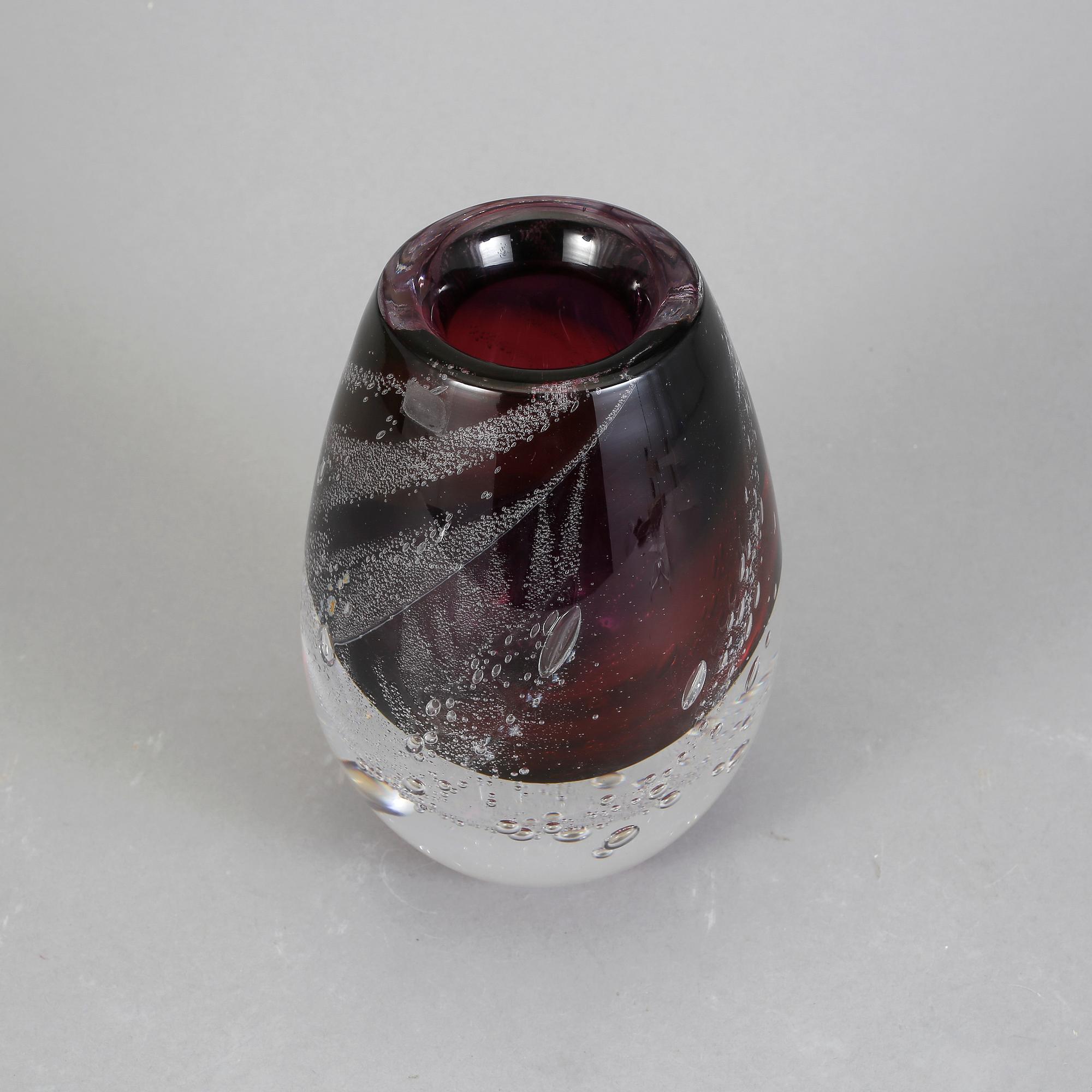 VAS, glas, märkt studio, Åhus, numrerad 1790 HD AZ US 12.