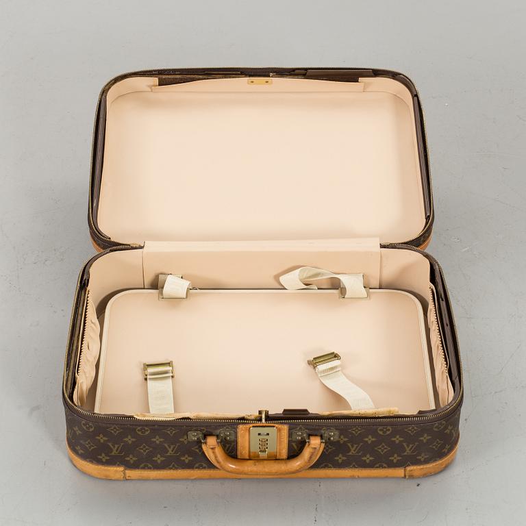 LOUIS VUITTON, suitcase.