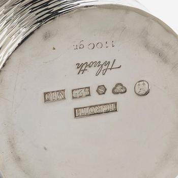 Bägare. sterlingsilver. Torbjörn Groth, Stockholm 1986.