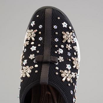 a pair of CHRISTIAN DIOR 'Dior Fusion' sneakers, size 39.