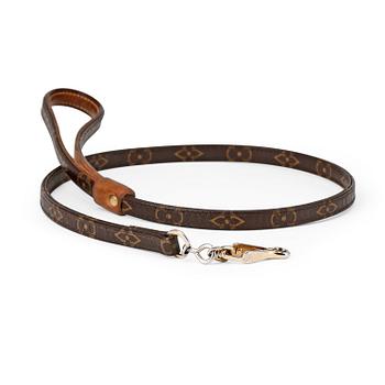 LOUIS VUITTON, a monogram canvas dog leash, "Baxter Dog Leash MM".