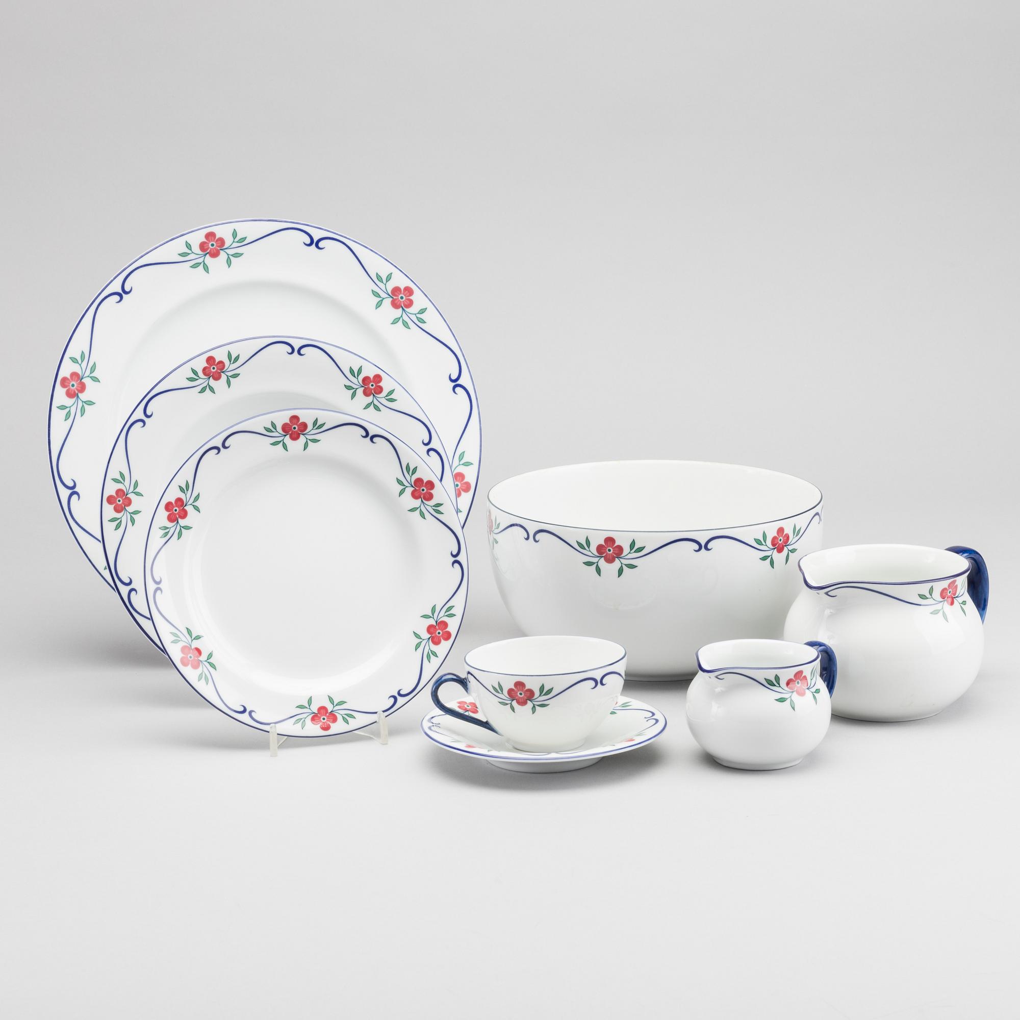 SERVISDELAR, delar 43, porslin, "Sundborn", Pia Rönndahl, Rörstrand.