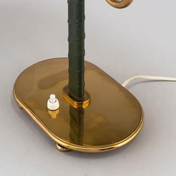 JOSEF FRANK, a table lamp modell no 2388 FIRMA SVENSKT TENN.