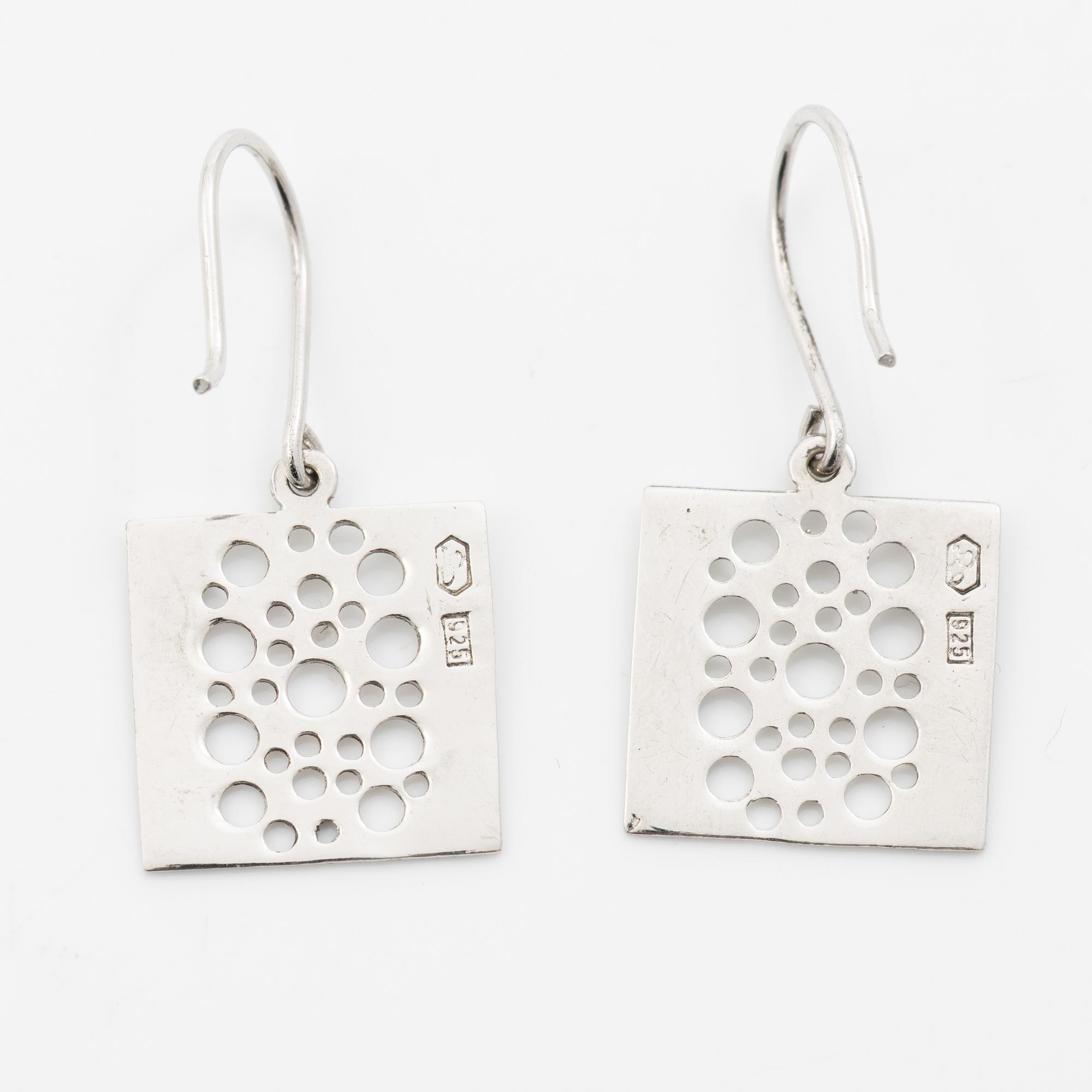 Liisa Vitali, necklace and a pair of earrings, sterling silver, Finland.