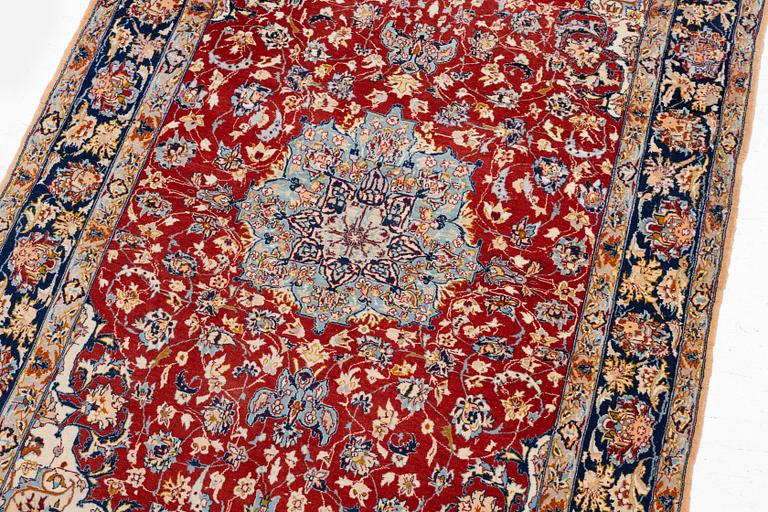 A semi-antique Isfahan rug, Central Persia, c. 160 x 105 cm.