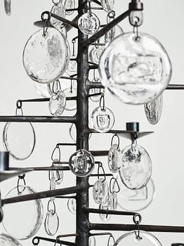Erik Höglund, ljuskrona för 16 ljus, Boda glasbruk och smide, 1960-70-tal.