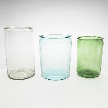 A set of 3 glass jars, 2 of which Karhulan lasitehdas, first half of the 20th century.