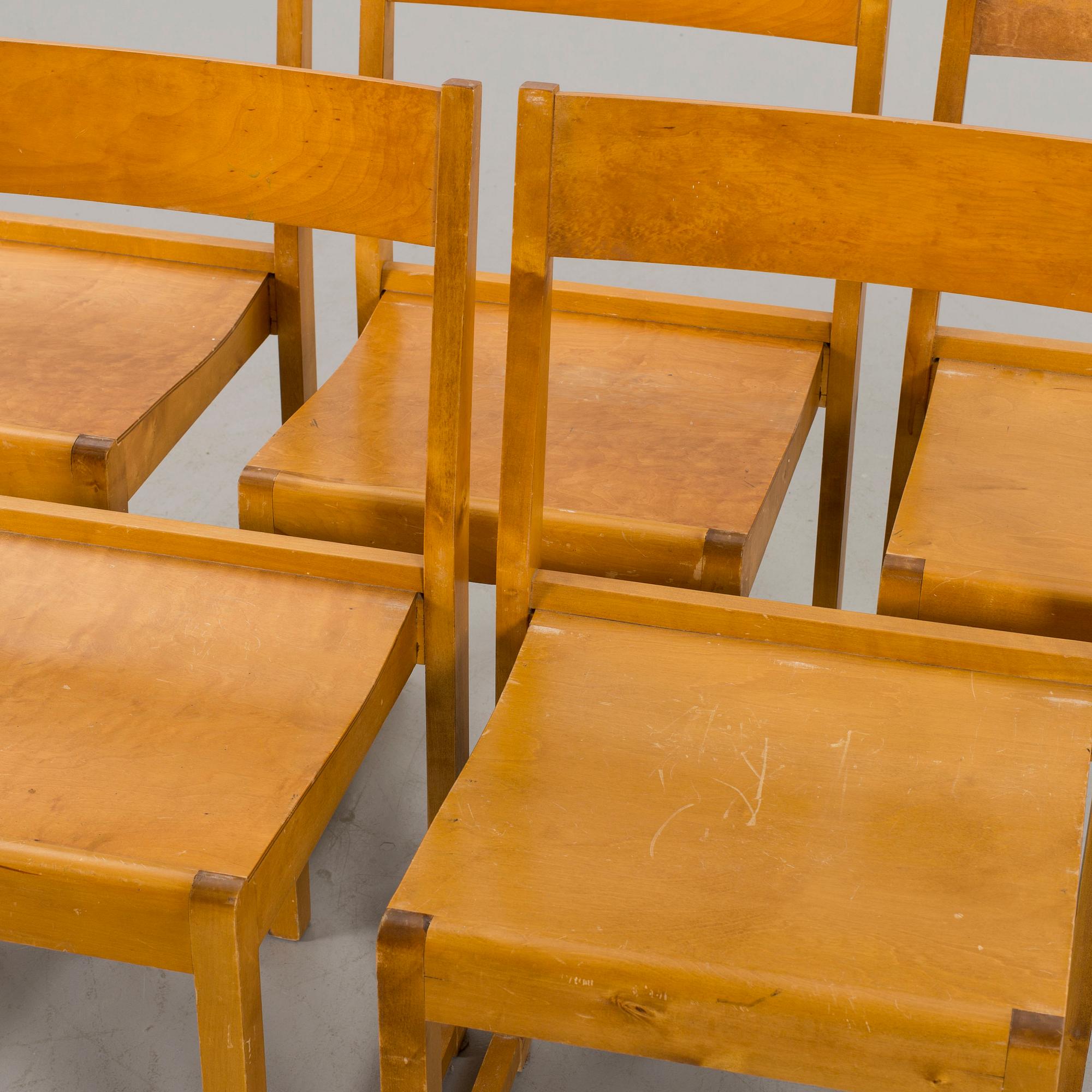 FIVE SVEN MARKELIUS CHAIRS.