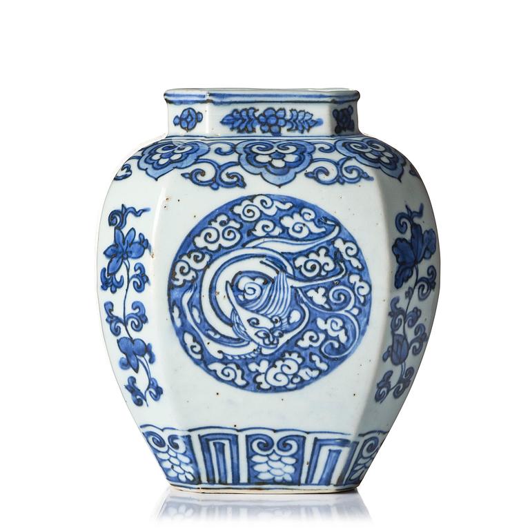 A blue and white faceted 'qilin dragon' jar, Ming dynasty (1368-1644).