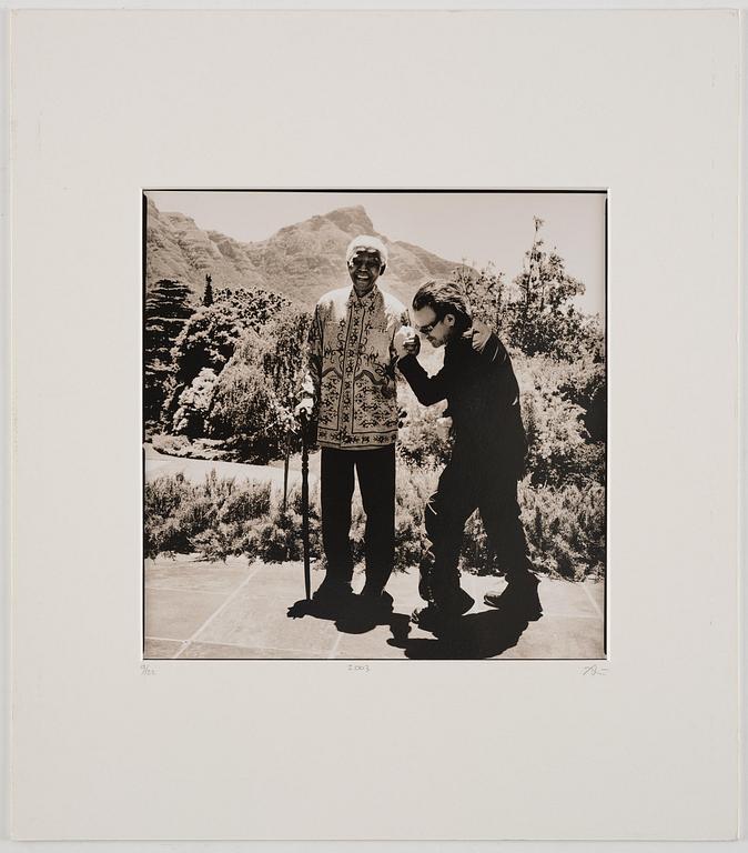 Anton Corbijn, "22:U2", 1982-2003.