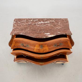 Chest of drawers in Rococo style, mid-20th century.