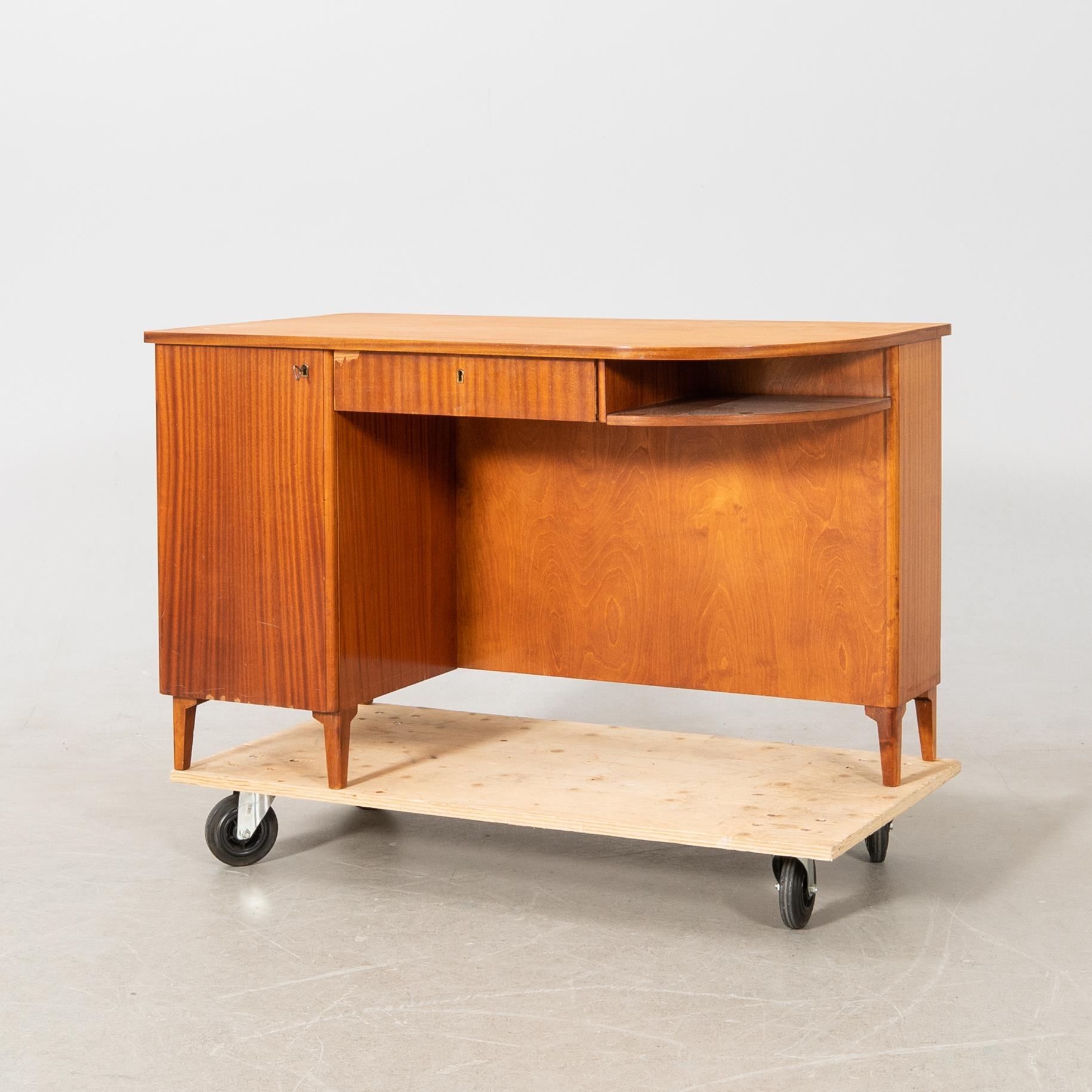 Desk/bookcase, mid-20th century.