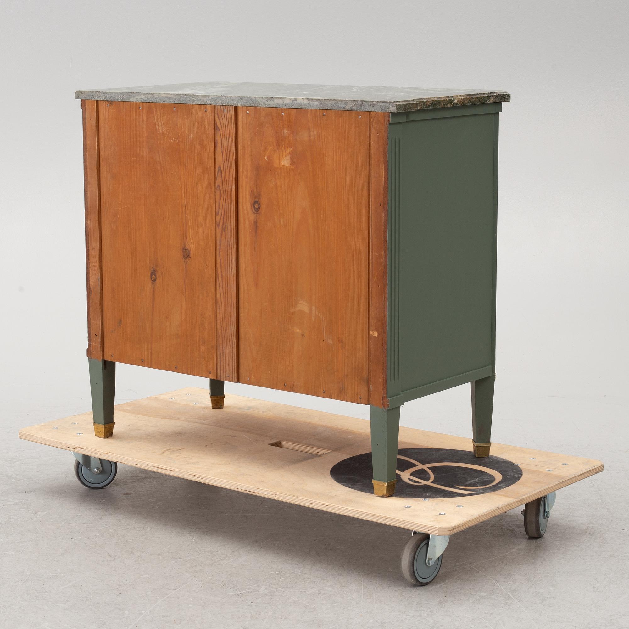 A Gustavian style chest of drawers, second half of the 20th century.