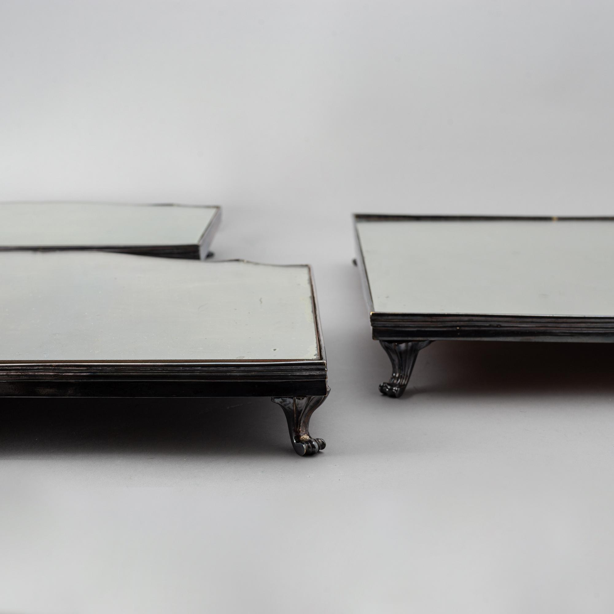 A 20th century silver plated mirror plateau.