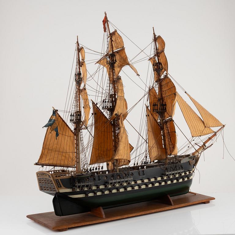 A ship scale model, first half of the 20th Century.