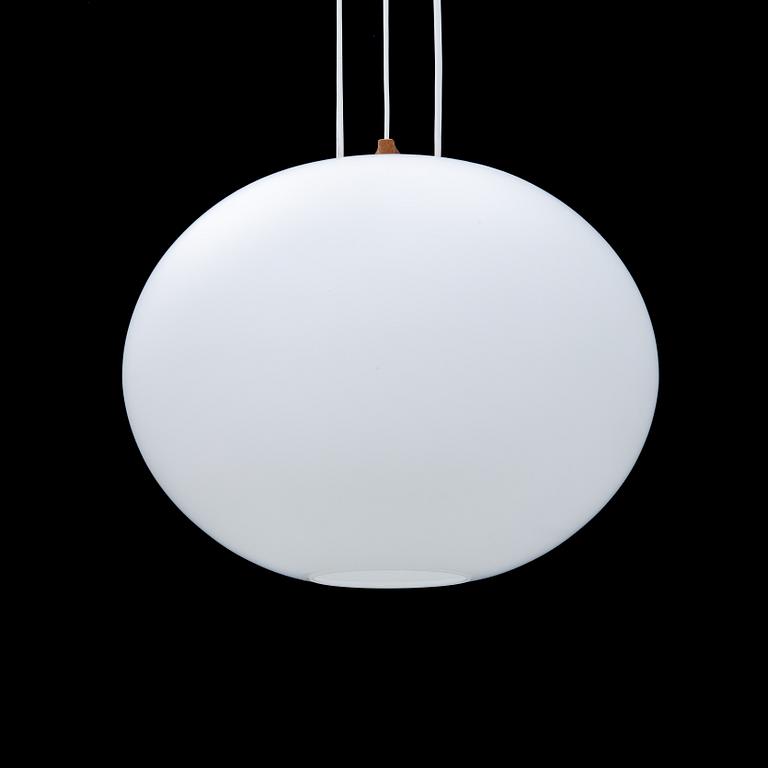 Uno & Östen Kristiansson, taklampa, modell 572, Luxus, Vittsjö.