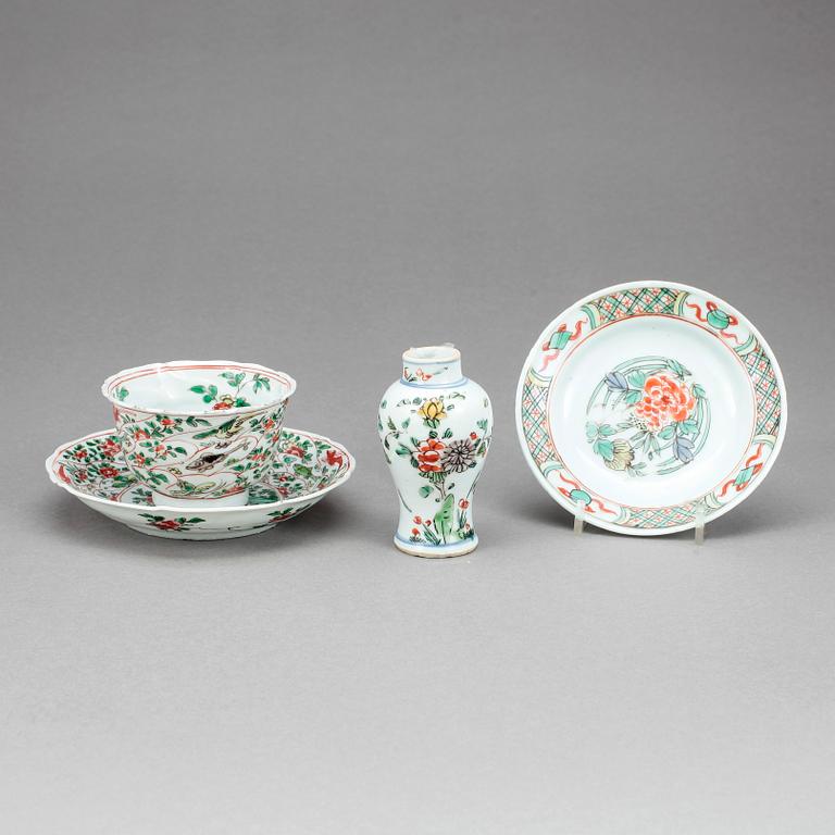 PARTI KINAPORSLIN, 3 delar, Kina 1700-tal.