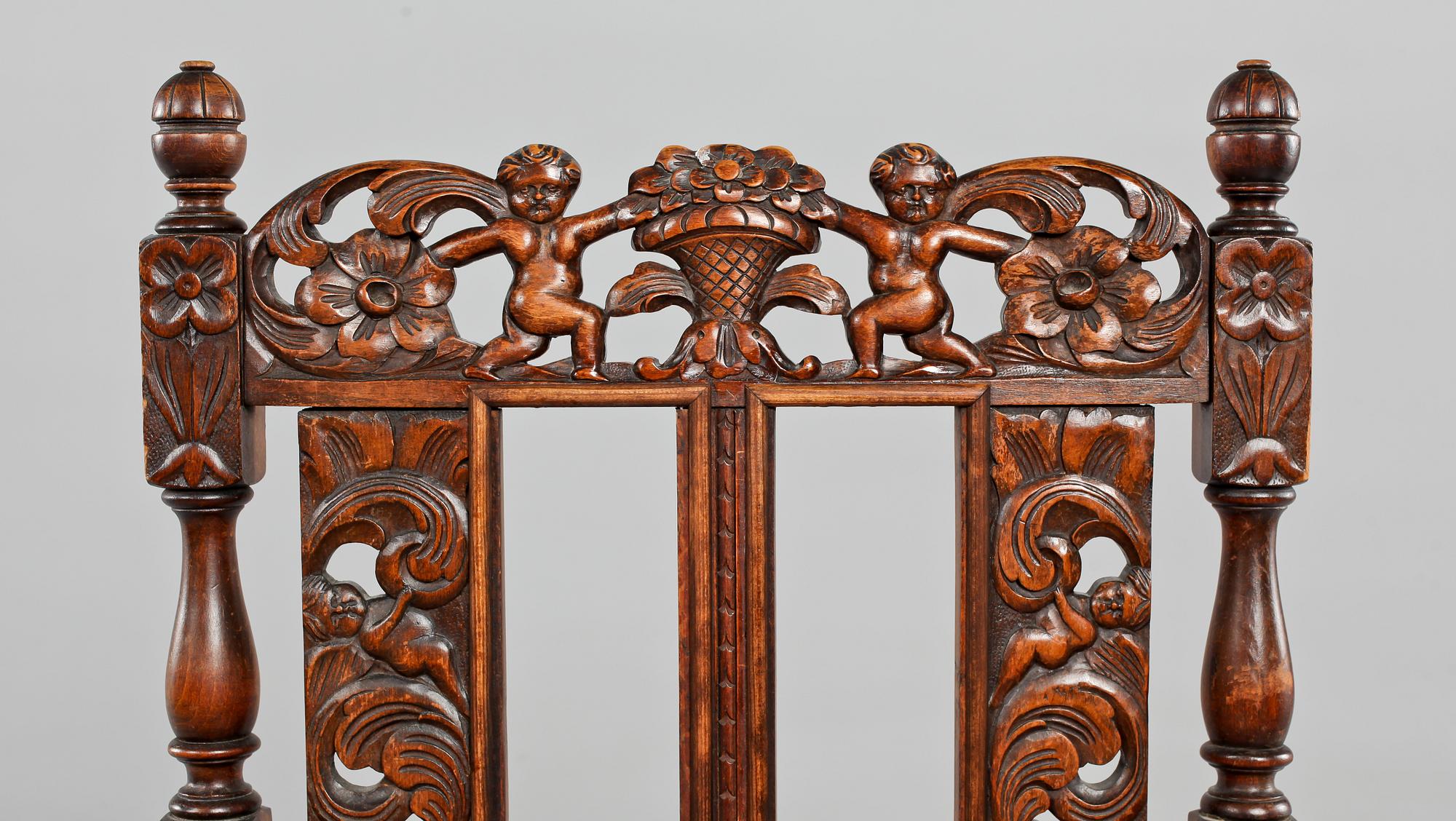 KARMSTOL, barockstil, 1900-talets första hälft.