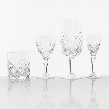 45 glass service parts, Gunnar Cyrén 'Karolina' and Ingeborg Lundin, 'Elisabeth' Orrefors.