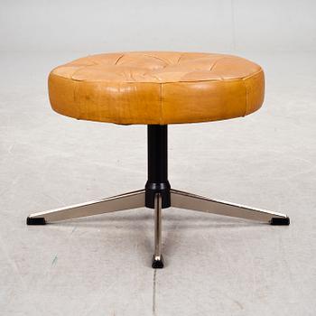 FOTPALLAR, 2 st, 1960-/70-tal.