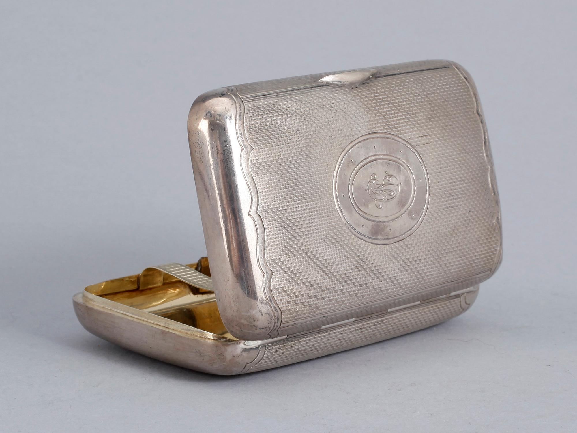 CIGARETTETUI, silver, Moisei Ivanov , St. Petersburg, 1873. Vikt ca 177 gram.