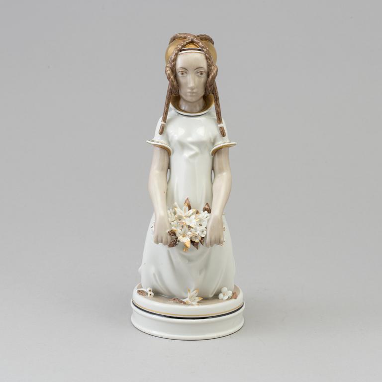 An Arno Malinowski porcelain figurine, for Royal Copenhagen, Denmark, 1940s.