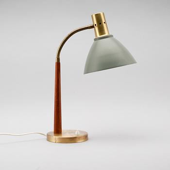 BORDSLAMPA, mässing och teak, 1900-talets mitt.