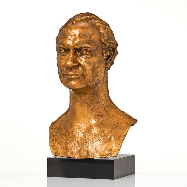 Gudmar Olovson, sculpture, "SM Le Roi de Suède" (HRH The King of Sweden).