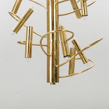 A BRASS CEILING LAMP FROM THE SECOND HALF OF 20TH CENTURY.