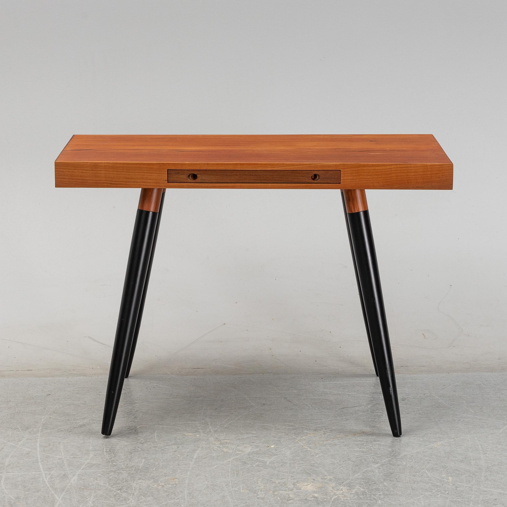 Skrivbord, Bjarne Green, "Sovrano Taurus", BG design, Danmark.