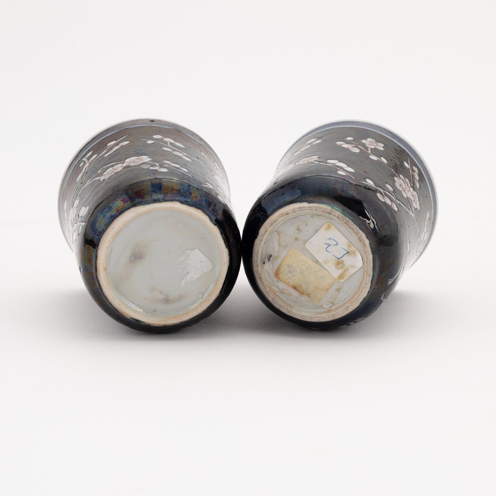 A pair of famille noire cups, Qing dynasty, 19th Century.