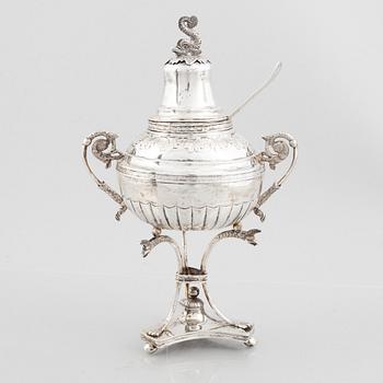 A Swedish Empire silver sugar bowl with sugar spoon, mark of Carl Lindström, Borås 1842.