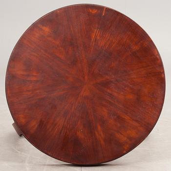 BORD, art-deco. 1900-tal.