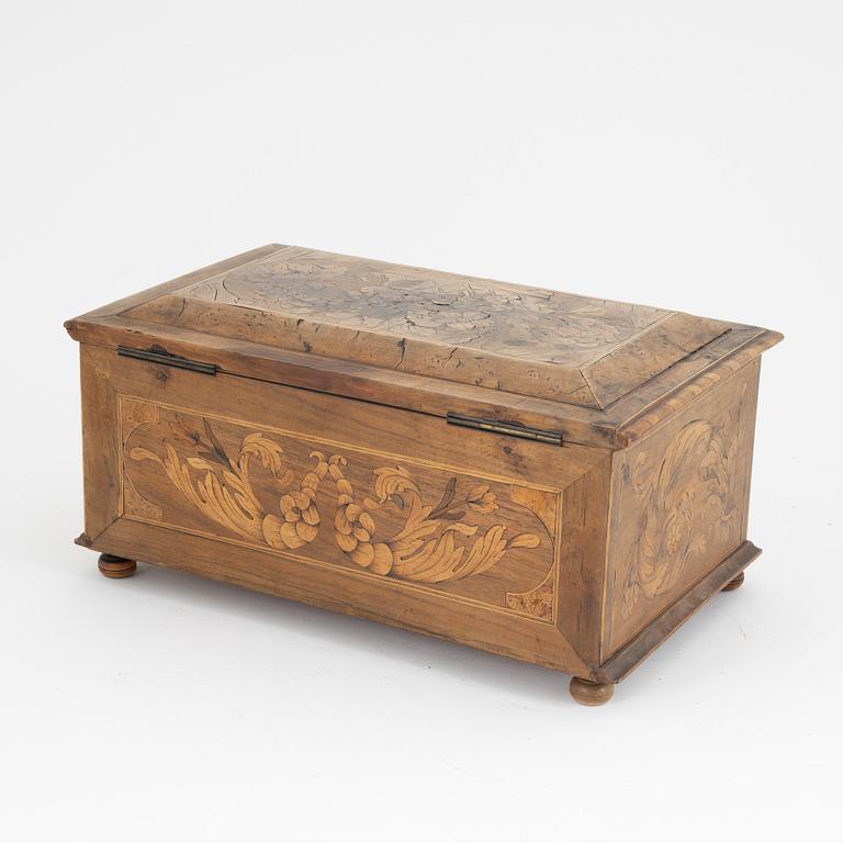A wooden baroque and baroque style box, 17th-19th century.