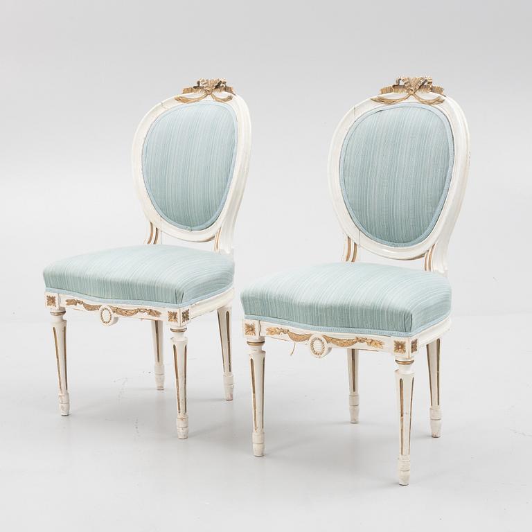 Chairs 4 pcs and table, Gustavian style, from around the year 1900.