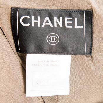 CHANEL Tweed Blazer, size 38(FR).