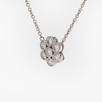 Tiffany & Co, kaulakoru, "Garden Flower", platinaa ja briljanttihiottuja timantteja.