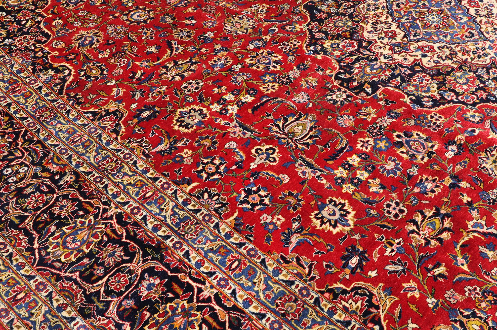 Rug, Keshan, 520 x 365 cm.