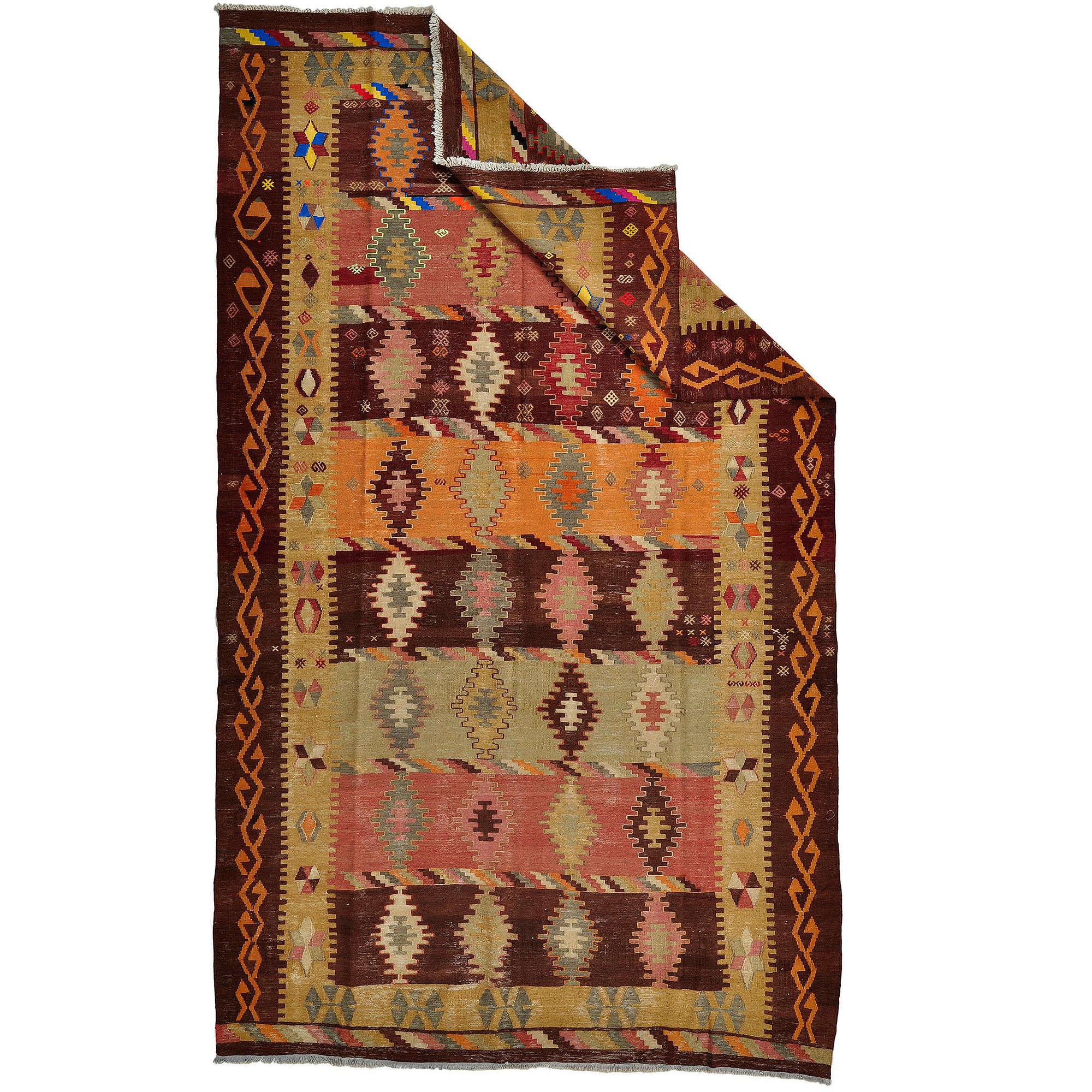 A carpet, kilim Turkiet, ca 318 x 183 cm.