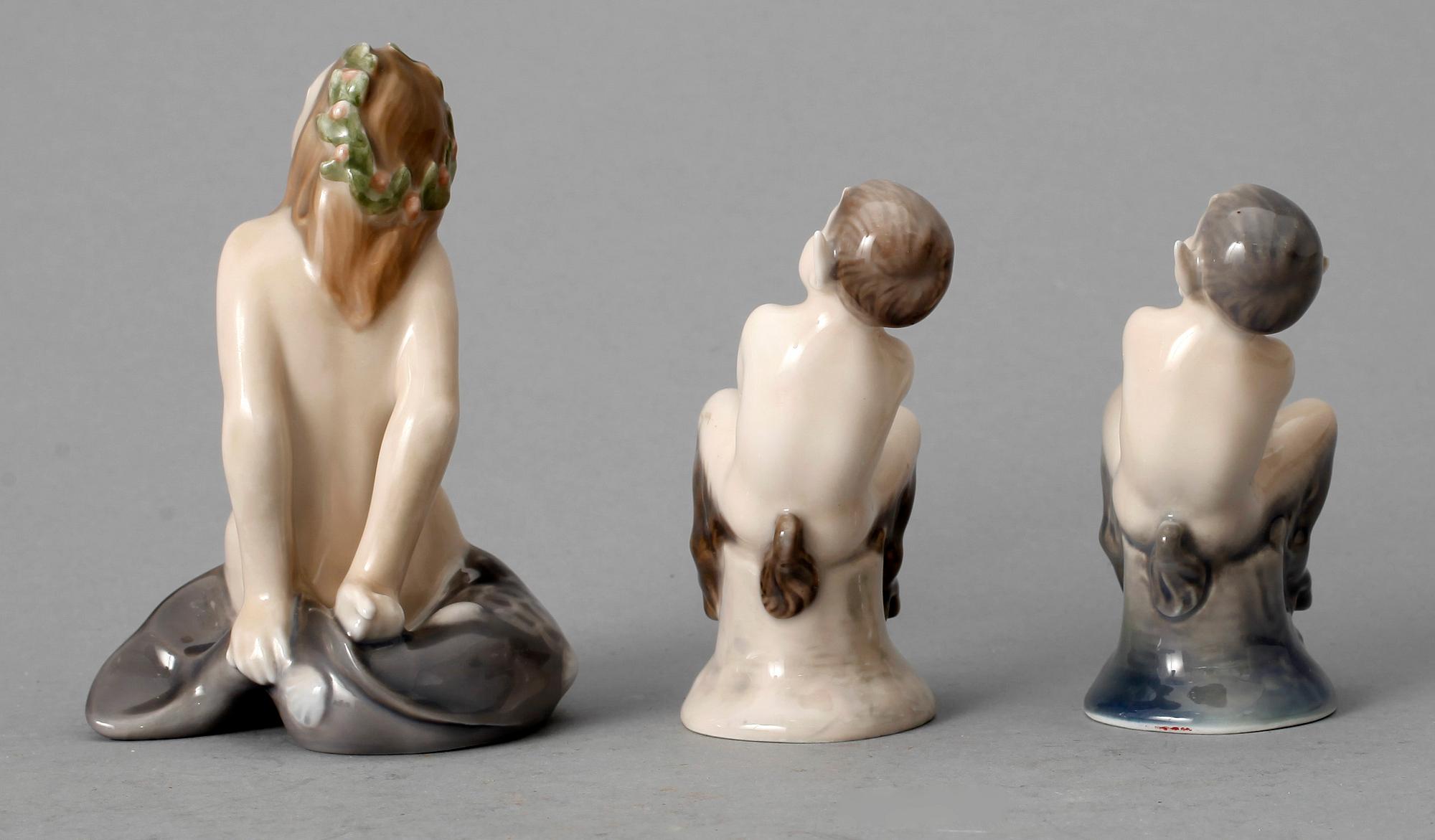 FIGURINER, 3 st, formgivna av Theodor Madson & Aage Erhardt, Royal Copenhagen, 1900-tal.