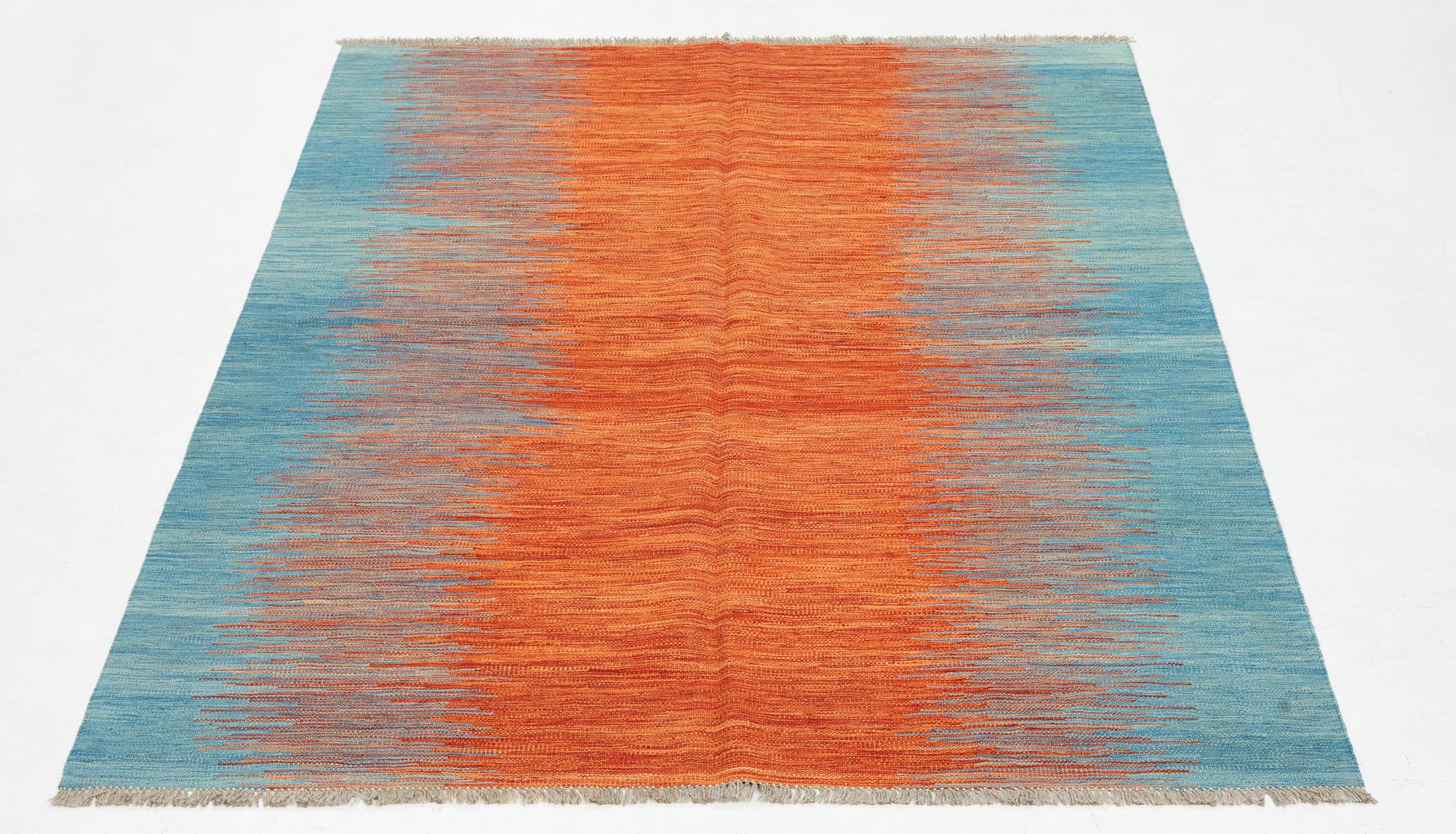 A kilim carpet 244 x 171 cm.