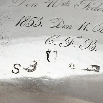 Jacob Lampa, gräddsnäcka, delvis förgyllt silver, Stockholm 1776. Rokoko.